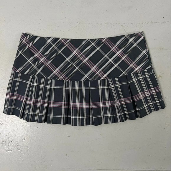 Y2K Charlotte Russe Plaid Mini - Picture 2 of 3